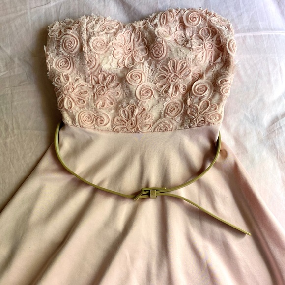 Cute Dress - Picture 1 of 3